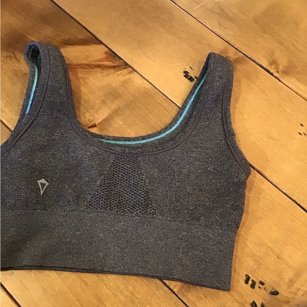 Girls bra sz8